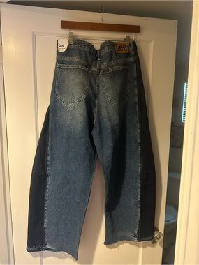 Lee Barrel Leg Paneled Jeans
